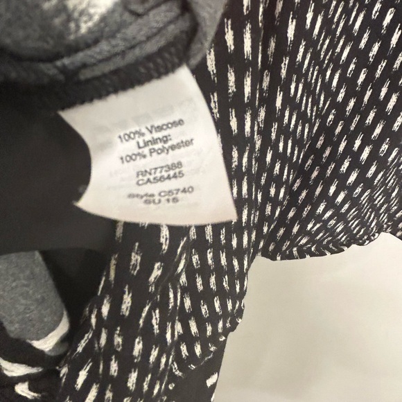 Madewell multi pattern short romper with open back, size L. - Picture 8 of 8